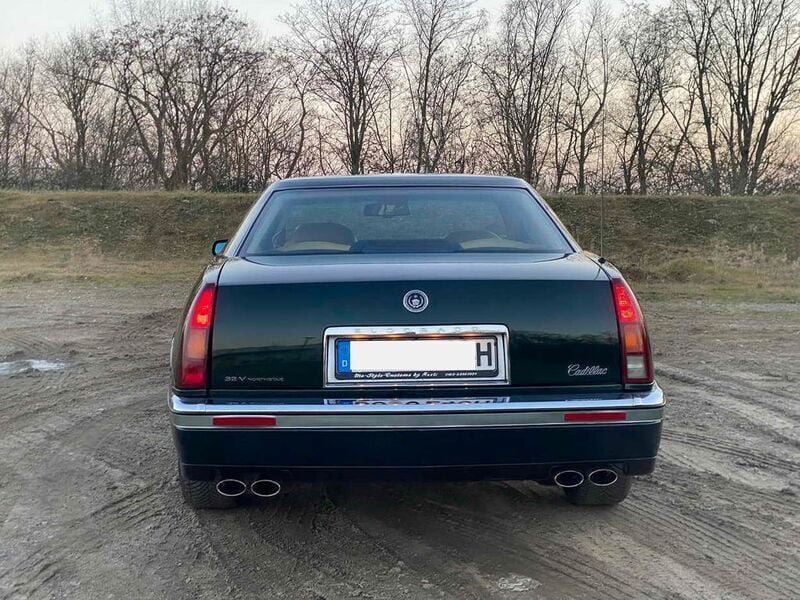 Grün Gebraucht 1993 Cadillac Eldorado Coupé | 14.500 € - Bild 1/4