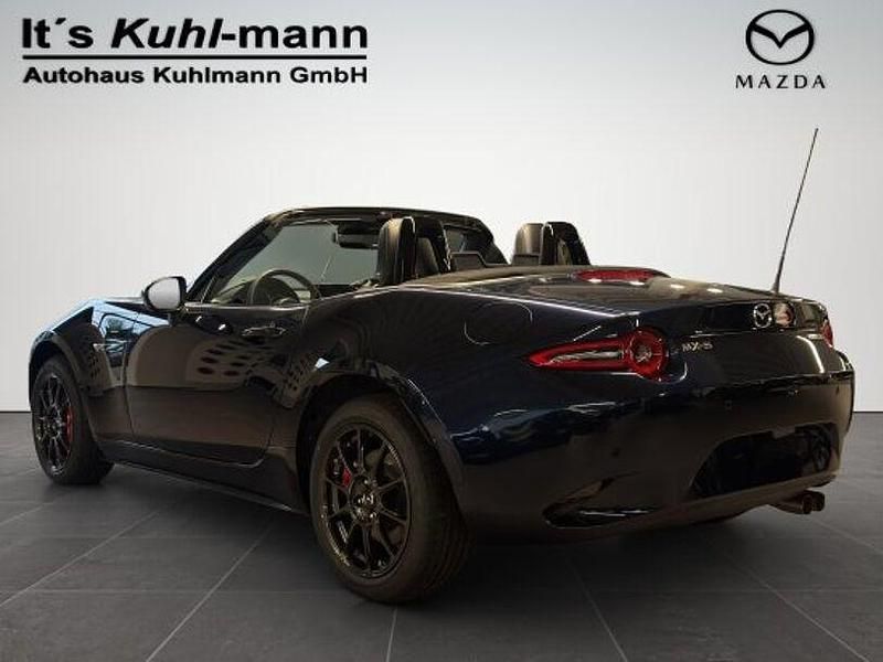 Neu Mazda MX5 Homura-Line 132 PS (97 kW) 2025 Deep crystal blue Cabrio