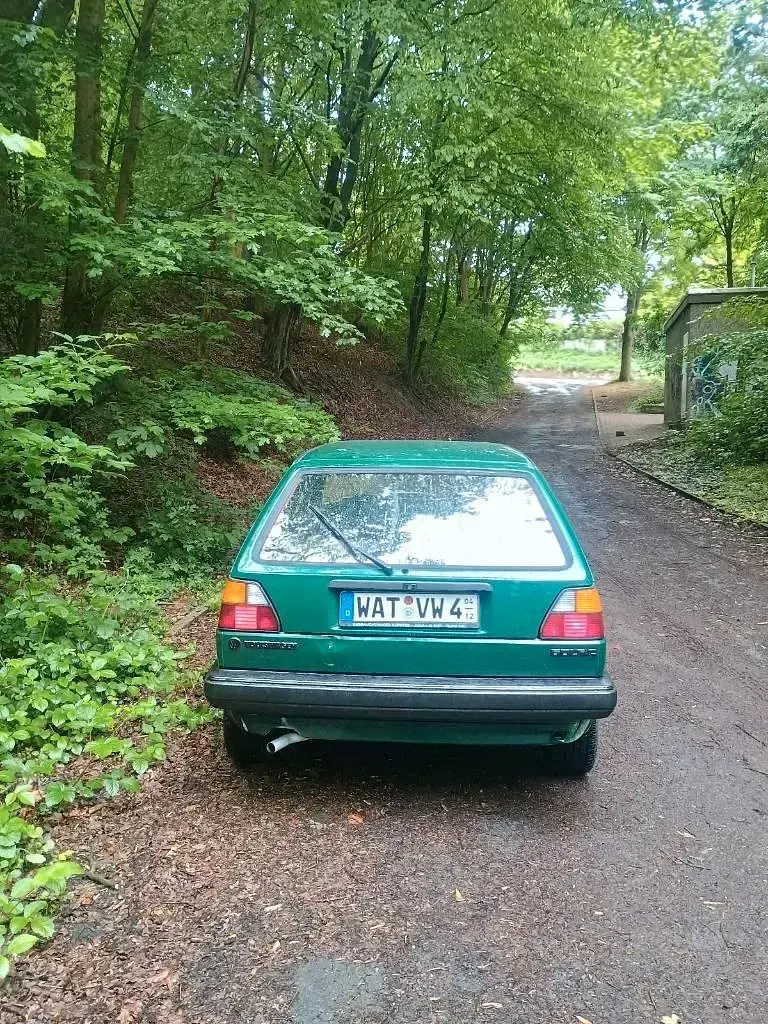 Gebraucht VW Golf II 54 PS (39 kW) 1984 Grün Kleinwagen