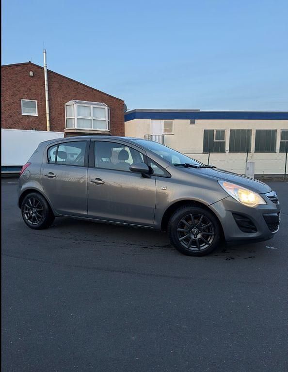 Gebraucht Opel Corsa 87 PS (63 kW) 2012 Grau Limousine