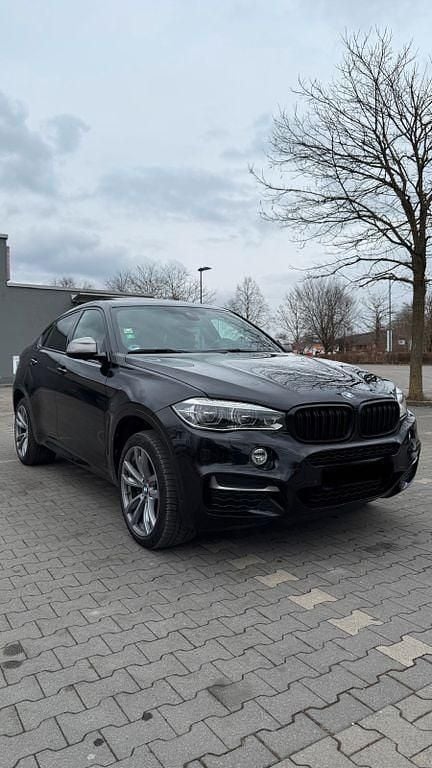 Schwarz Gebraucht 2016 BMW X6 M50 Sport Line SUV | 32.790 € (Fairer Preis) - Bild 1/4