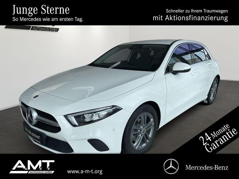 Weiß Gebraucht 2020 Mercedes A180 Progressive Limousine | 24.750 € (Etwas zu teuer) - Bild 1/4