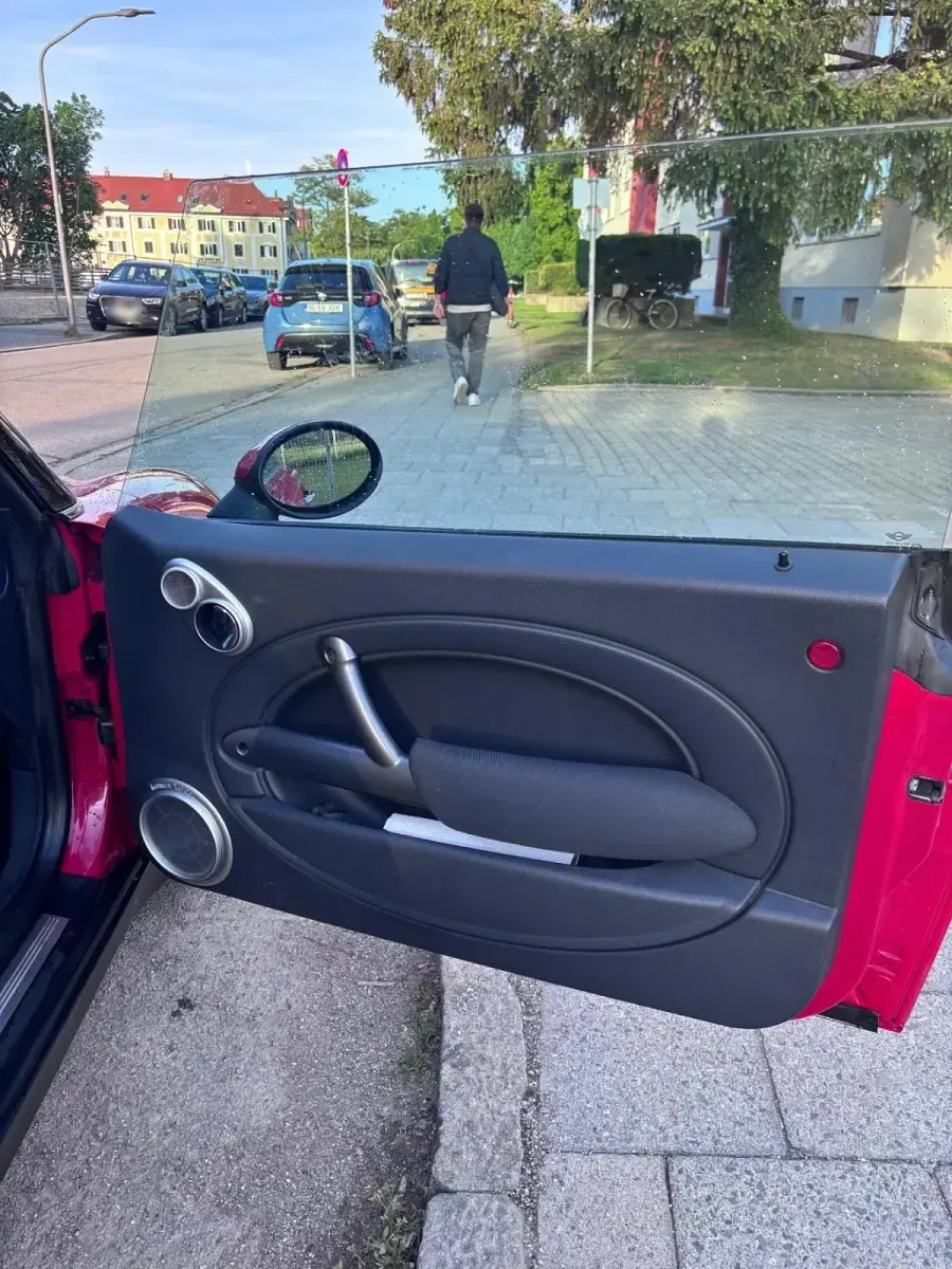 Gebraucht Mini Cooper Cabriolet 116 PS (85 kW) 2008 Rot Cabrio