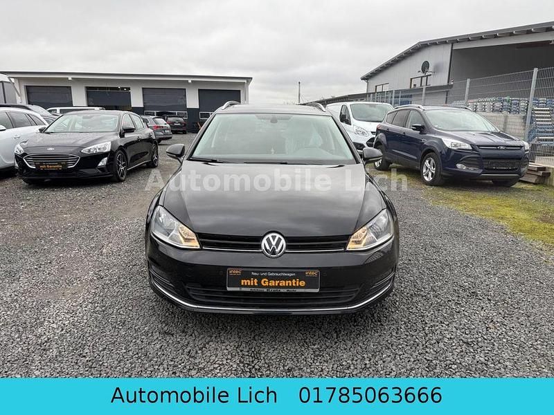 Gebraucht VW Golf VII LOUNGE 125 PS (91 kW) 2015 Schwarz Kombi