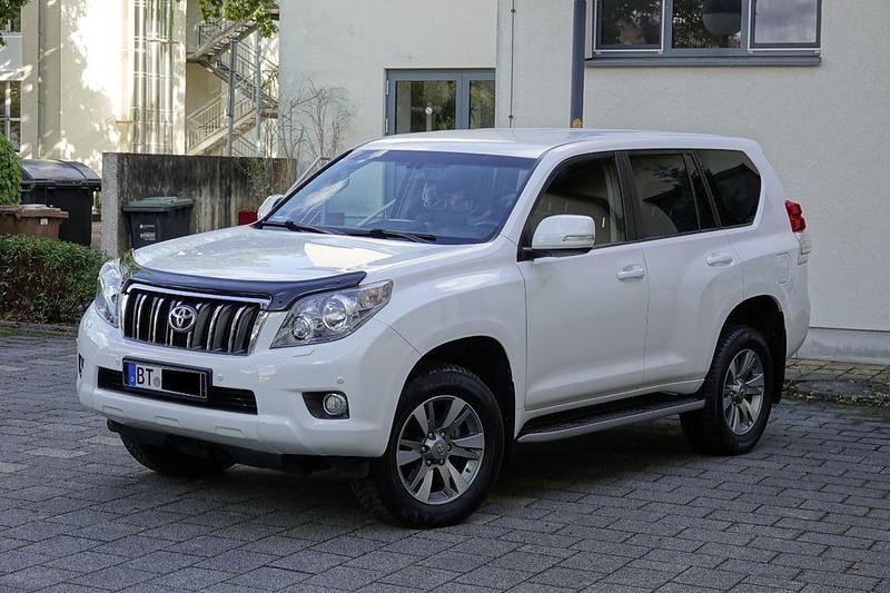 Gebraucht Toyota Land Cruiser 190 PS (139 kW) 2013 Weiß SUV