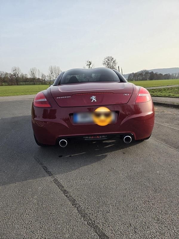 Gebraucht Peugeot RCZ 163 PS (119 kW) 2015 Rot Coupé