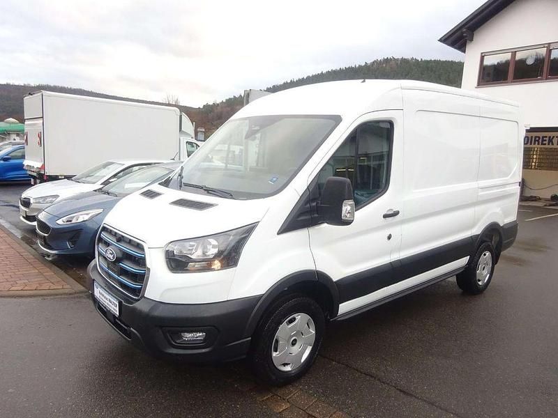 Neu Ford Transit Trend 197 kW (269 PS) 2025 Weiß Van / Kleinbus