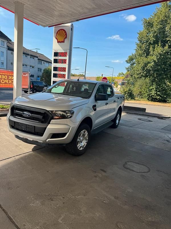 Silber Gebraucht 2016 Ford Ranger Abholung | 14.900 € (Superpreis) - Bild 1/4