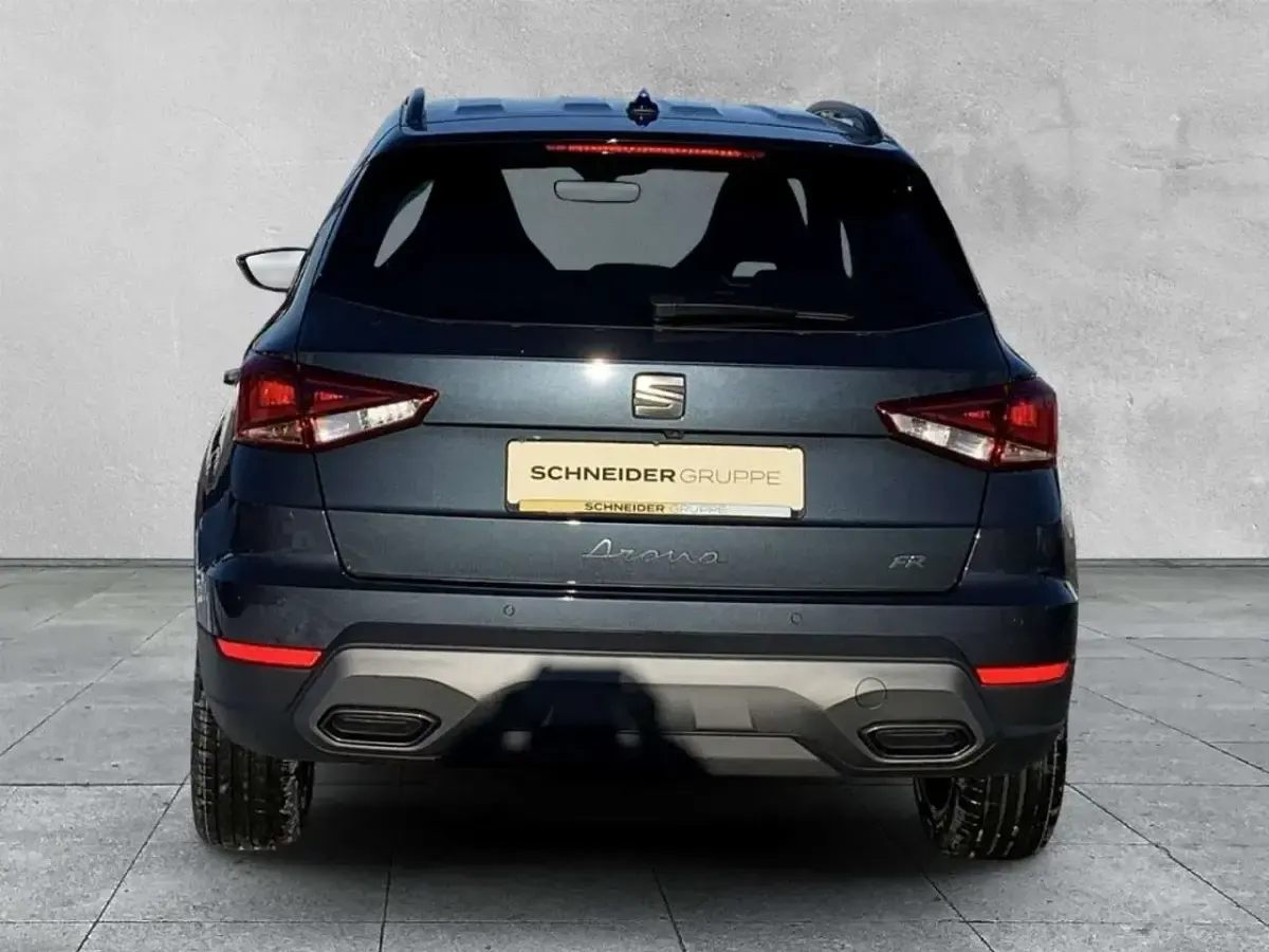 Neu Seat Arona FR 116 PS (85 kW) 2026 Grau SUV