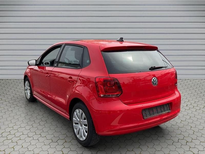 Second-hand VW Polo Style 75 CP (55 kW) 2011 Roșu Hatchback