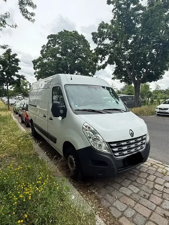 Gebraucht Renault Master 101 PS (74 kW) 2013 Weiß Limousine