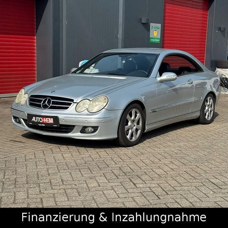 Gebraucht Mercedes CLK220 150 PS (110 kW) 2007 Silber Coupé