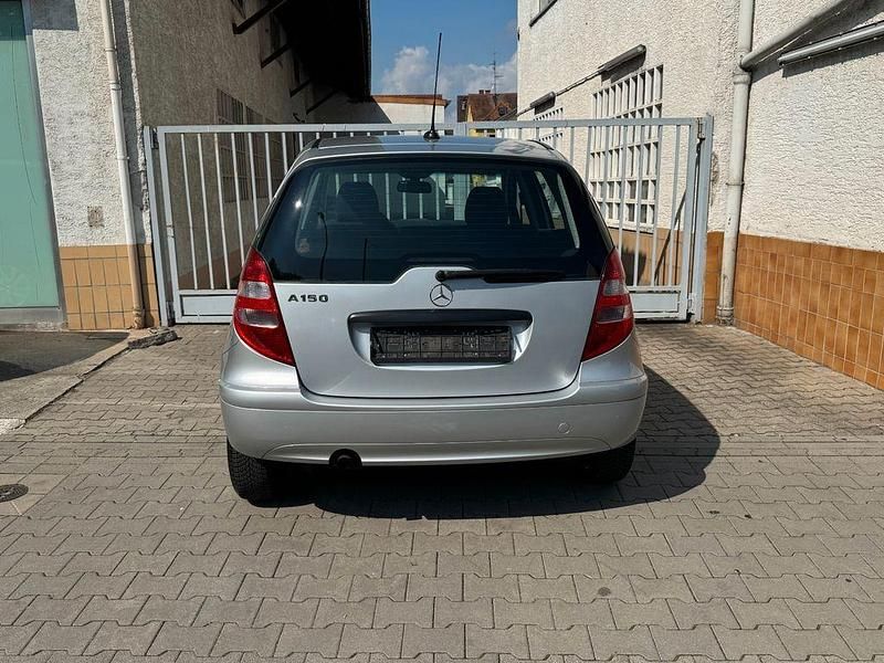 Gebraucht Mercedes A150 95 PS (69 kW) 2005 Polarsilber Limousine