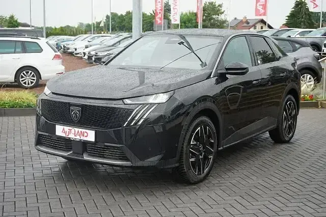 Neu Peugeot 3008 145 PS (106 kW) 2026 Schwarz SUV