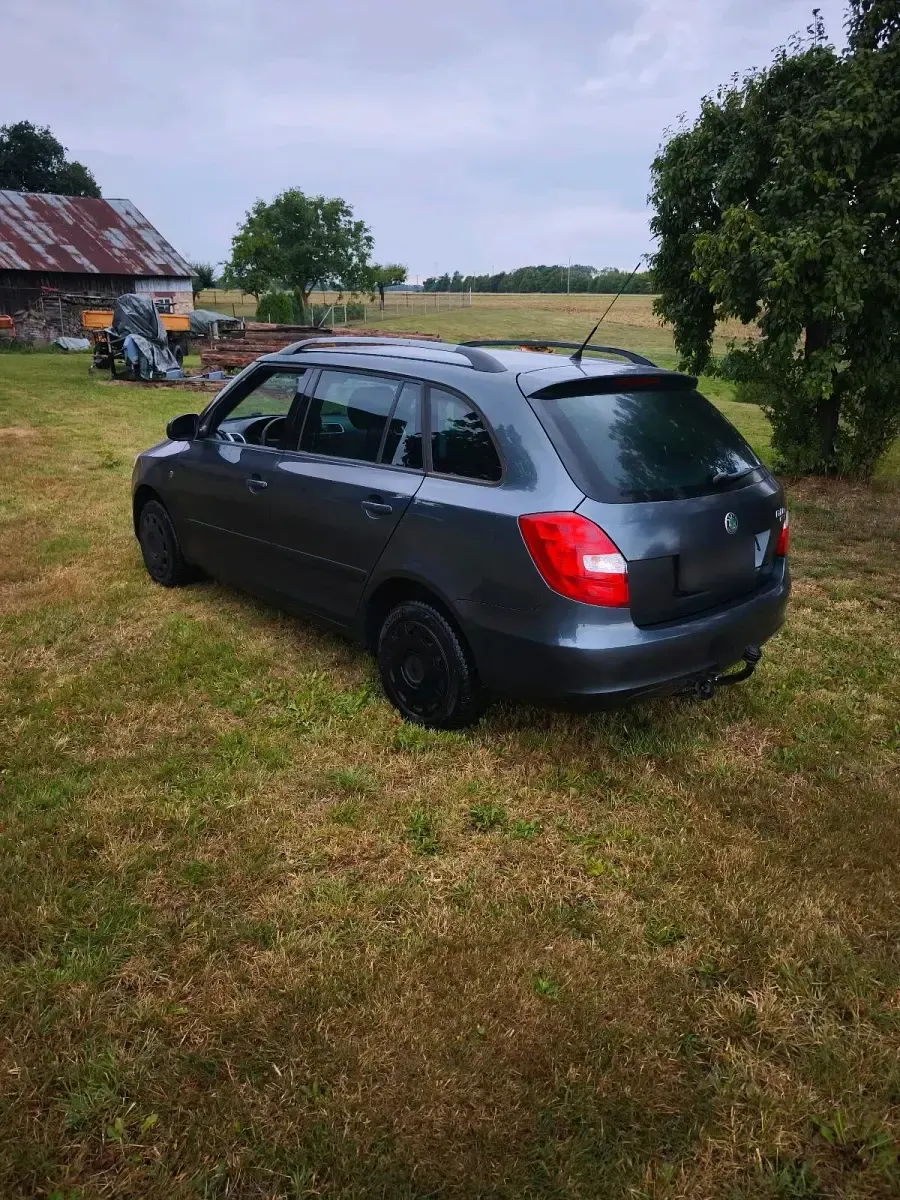Gebraucht Skoda Fabia 70 PS (51 kW) 2009 Grau Kombi