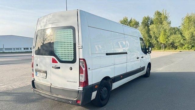 Gebraucht Renault Master 150 PS (110 kW) 2021 Weiß Van / Kleinbus