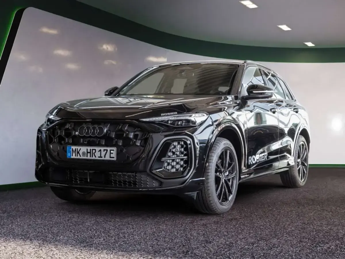 Gebraucht Audi Q5 Sport 299 PS (219 kW) 2026 Mythosschwarz metallic SUV