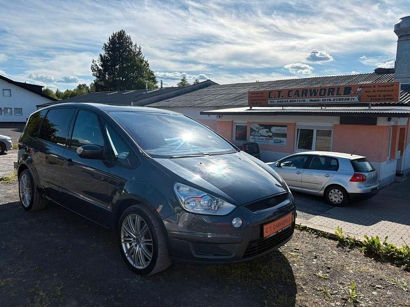 Grau Gebraucht 2007 Ford S-MAX Trend Van / Kleinbus | 1.500 € (Guter Preis) - Bild 1/4