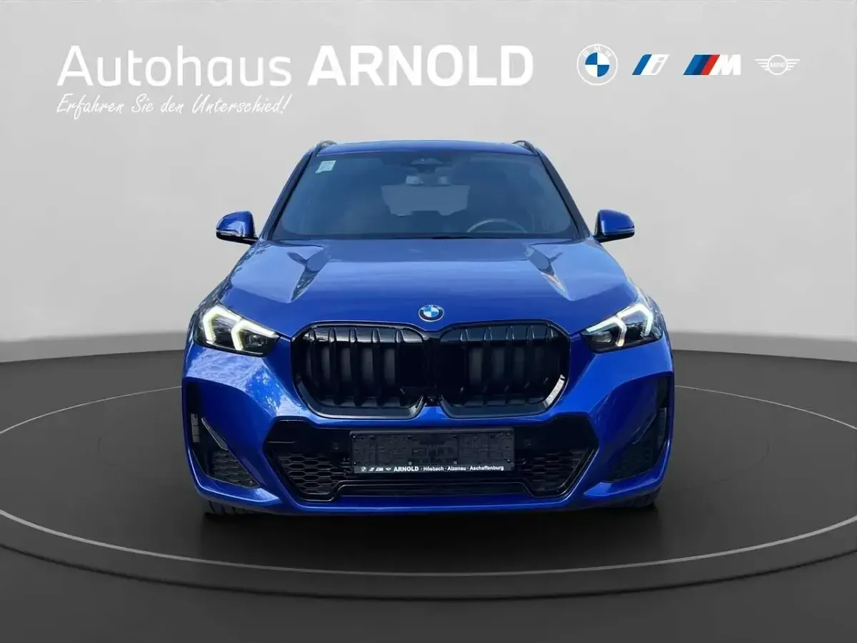 Gebraucht BMW X1 M Sport 156 PS (114 kW) 2025 M portimao blau SUV