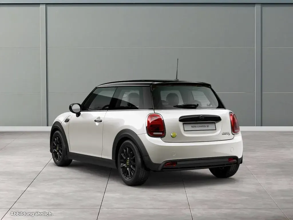 Usata Mini Cooper SE 135 kW (184 CV) 2023 Bianco Utilitaria