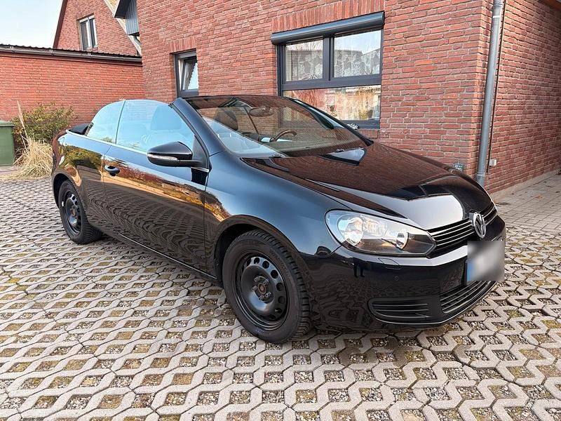 Gebraucht VW Golf Cabriolet 105 PS (77 kW) 2013 Schwarz Cabrio