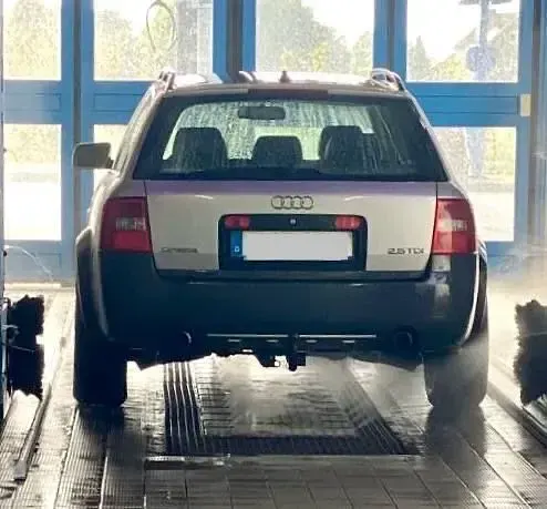 Gebraucht Audi A6 Allroad 179 PS (131 kW) 2002 Silber Kombi