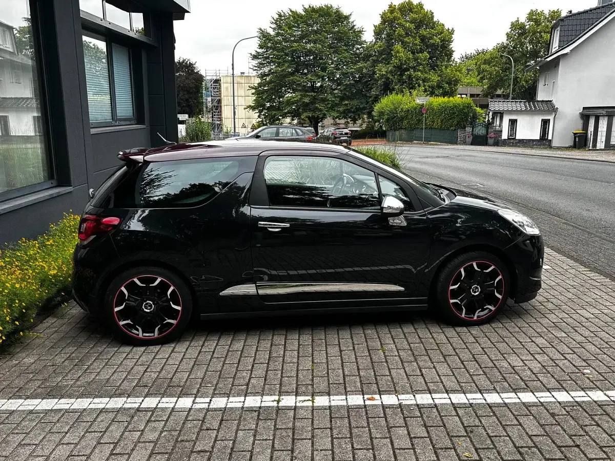 Gebraucht Citroën DS3 156 PS (114 kW) 2012 Grau Kleinwagen