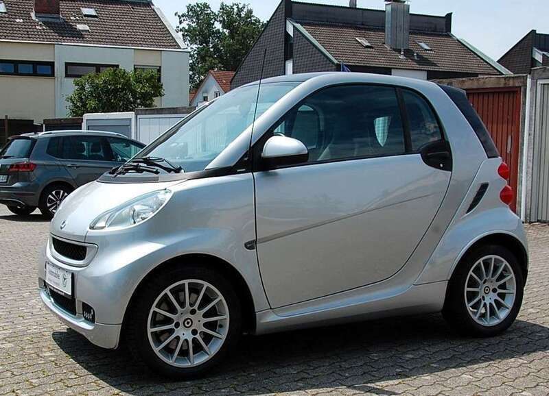Silber Gebraucht 2012 Smart ForTwo Coupé Passion Coupé | 5.280 € (Fairer Preis) - Bild 1/4