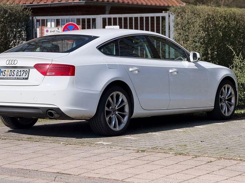 Gebraucht Audi A5 Sportback 170 PS (125 kW) 2012 Weiß Kleinwagen