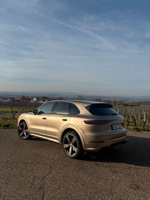 Gebraucht Porsche Cayenne S 441 PS (324 kW) 2019 Gold SUV