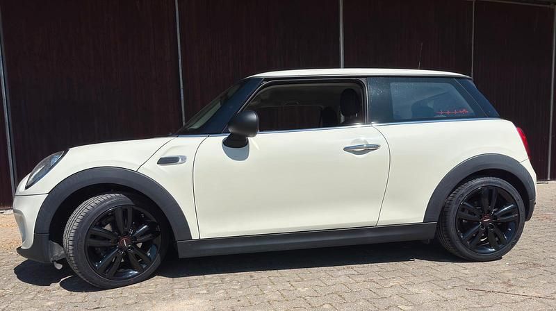 Second-hand Mini ONE 102 CP (75 kW) 2016 Alb Hatchback