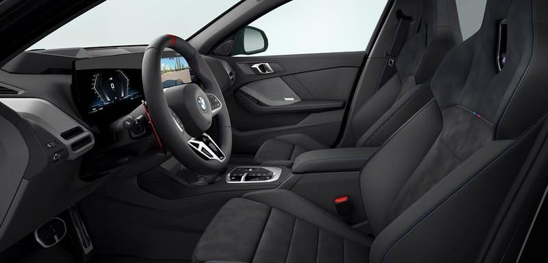 Gebraucht BMW M135 Shadowline 300 PS (220 kW) 2025 Schwarz Kleinwagen