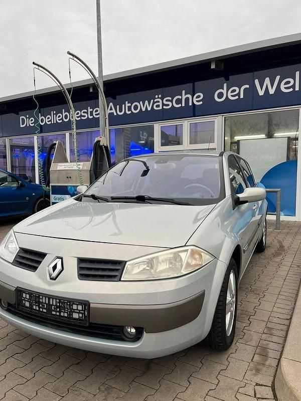 Gebraucht 2002 Renault Mégane II Limousine | 2.480 € (Etwas zu teuer) - Bild 1/4