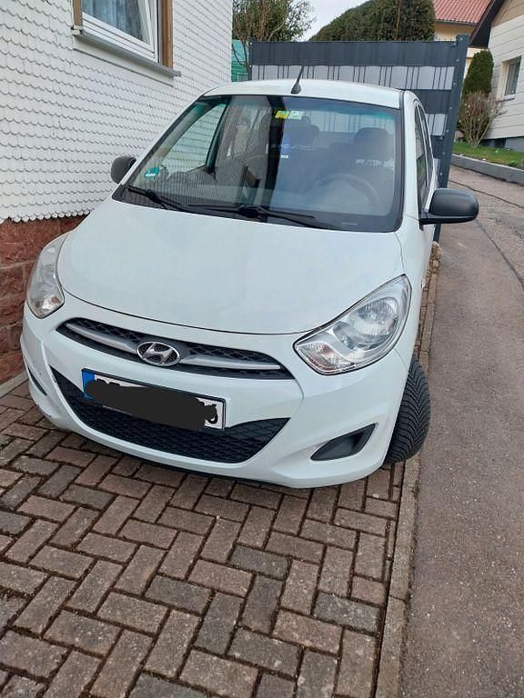 Gebraucht Hyundai i10 Style 69 PS (50 kW) 2011 Weiß Kleinwagen