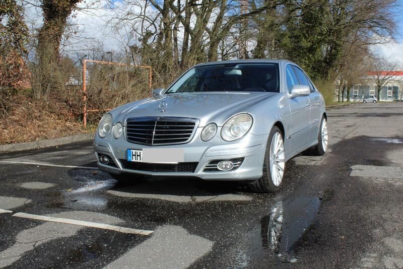 Silber Gebraucht 2006 Mercedes 280 Avantgarde Limousine | 8.000 € (Teuer) - Bild 1/4