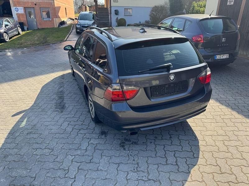 Gebraucht BMW 320 150 PS (110 kW) 2007 Kombi