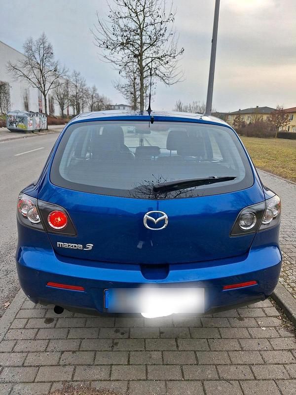 Gebraucht Mazda 3 105 PS (77 kW) 2008 Blau Kleinwagen