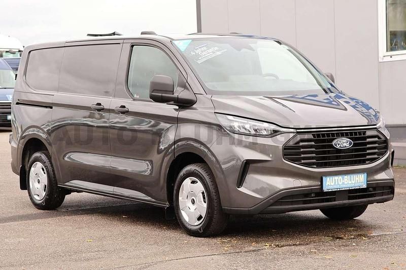 Gebraucht Ford Transit Custom 136 PS (100 kW) 2024 Magneticgrau Van / Kleinbus