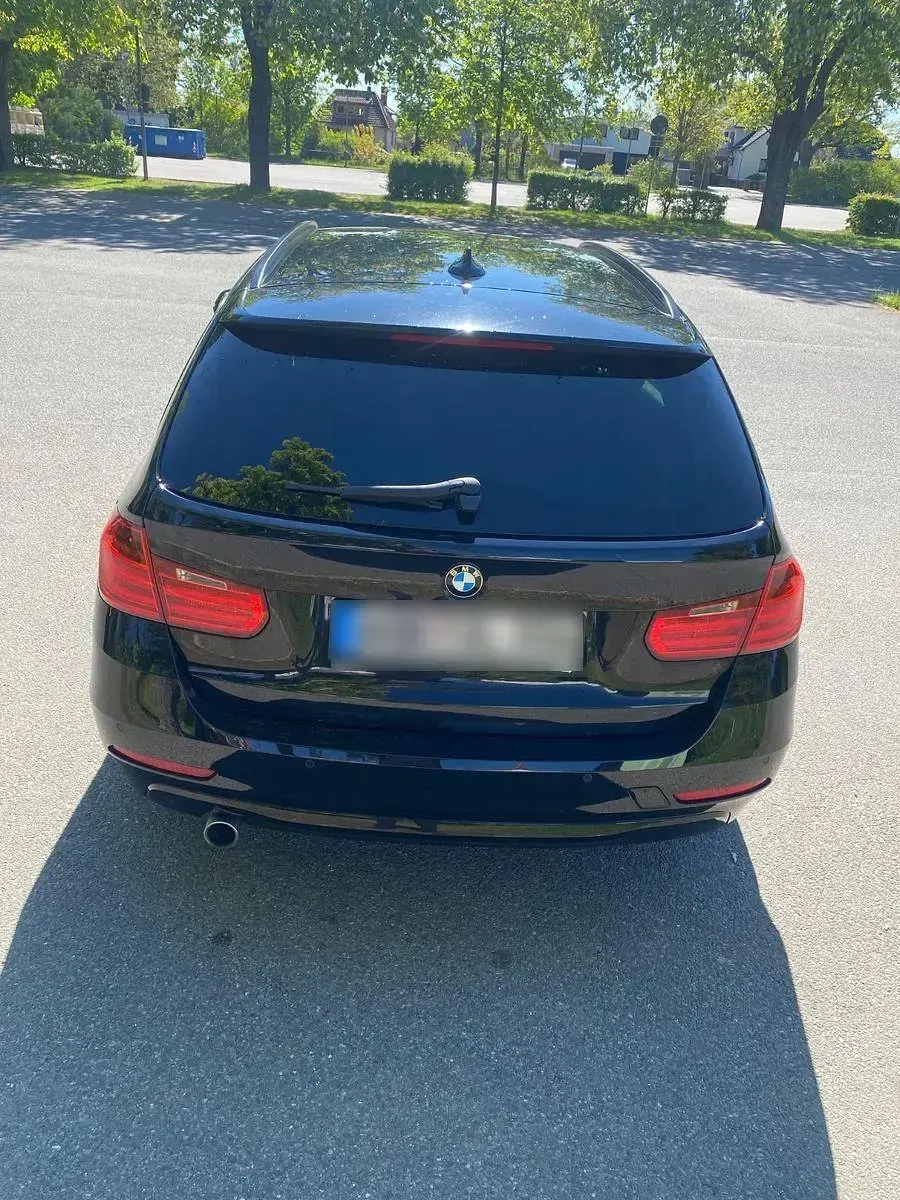 Gebraucht BMW 316 116 PS (85 kW) 2015 Schwarz Kombi