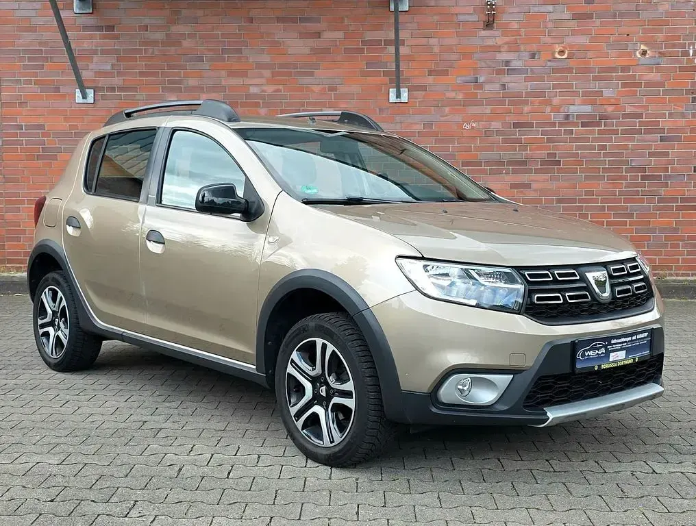 Gebraucht Dacia Sandero Stepway 90 PS (66 kW) 2018 Gold SUV