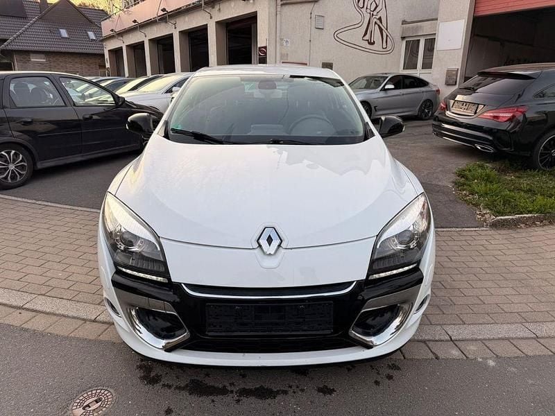 Gebraucht Renault Mégane Bose Edition 116 PS (85 kW) 2012 Weiß Coupé