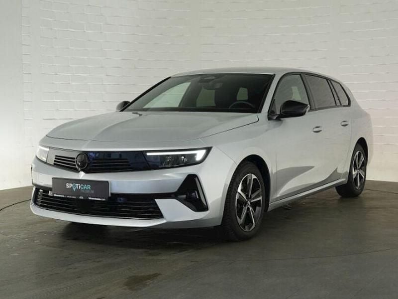 Gebraucht Opel Astra 131 PS (96 kW) 2024 Kristall silber (metallic) Kombi