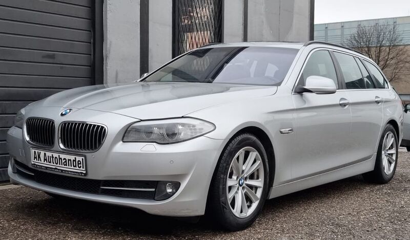 Silber Gebraucht 2013 BMW 525 Comfort Edition Kombi | 11.490 € (Guter Preis) - Bild 1/4