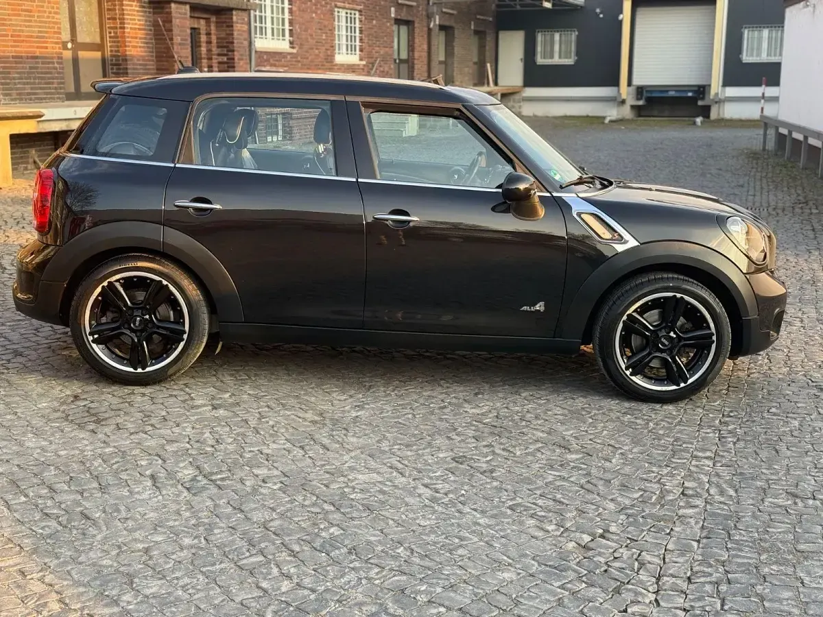 Occasion Mini Cooper SD Countryman 143 ch (105 kW) 2014 Noir SUV