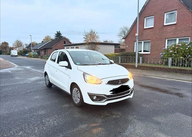 Weiß Gebraucht 2017 Mitsubishi Space Star Limousine | 4.000 € (Superpreis) - Bild 1/4