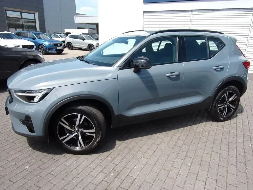 Gebraucht Volvo XC40 Plus 129 PS (94 kW) 2022 Grau SUV