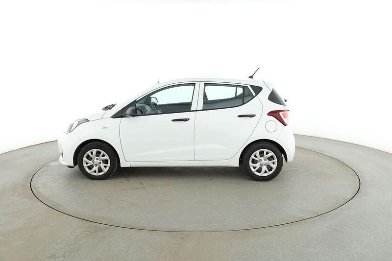 Gebraucht Hyundai i10 Basis 2017 Weiß Kleinwagen