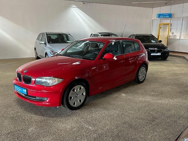 Gebraucht BMW 116 Advantage 122 PS (89 kW) 2009 Rot Kleinwagen