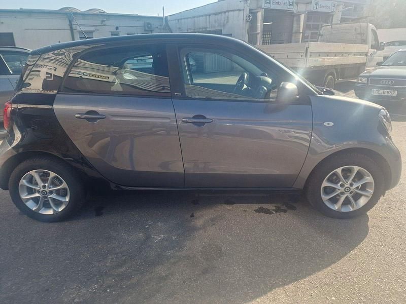 Gebraucht Smart ForFour Electric Drive 60 kW (82 PS) 2017 Karosserie in graphite grey (m Kleinwagen