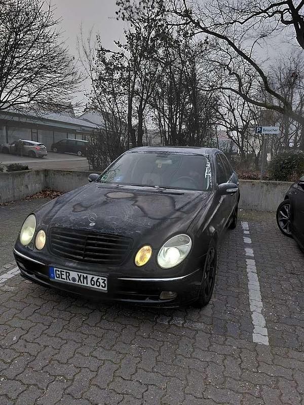 Gebraucht 2003 Mercedes E500 Avantgarde Limousine | 4.500 € (Superpreis) - Bild 1/4